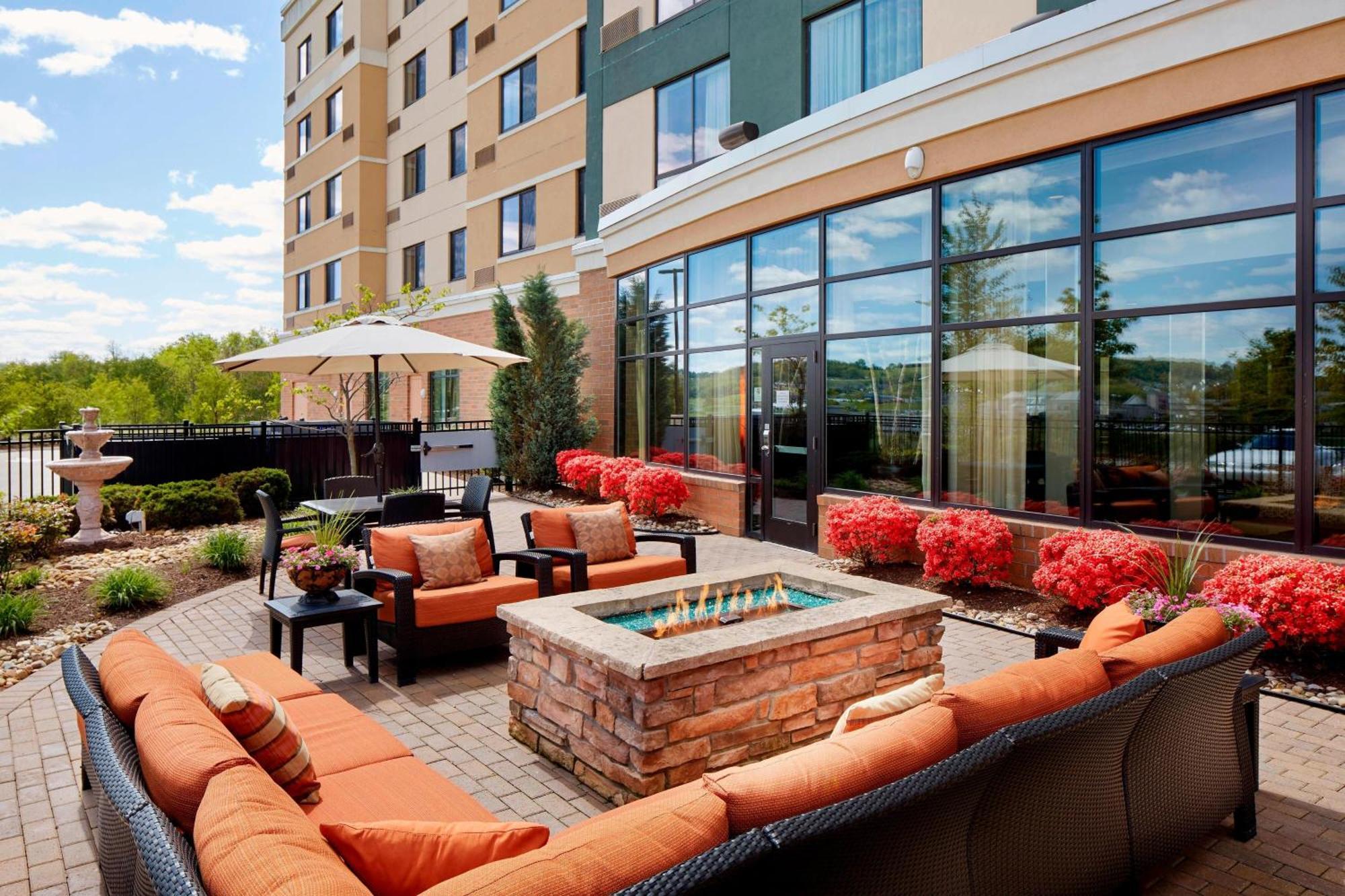 מלון Courtyard By Marriott Pittsburgh Washington Meadow Lands מראה חיצוני תמונה