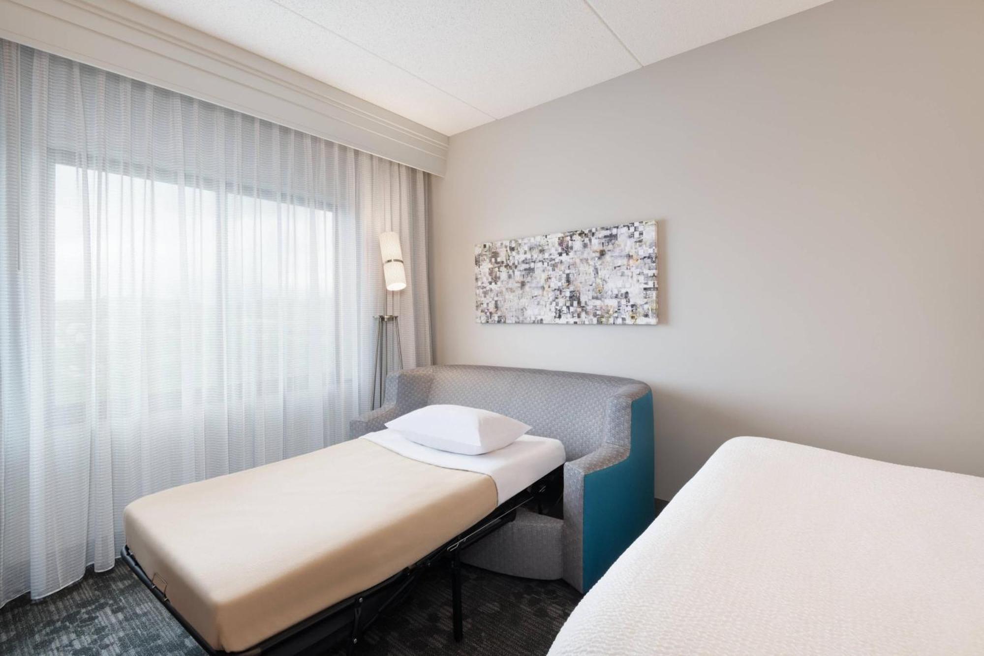 מלון Courtyard By Marriott Pittsburgh Washington Meadow Lands מראה חיצוני תמונה