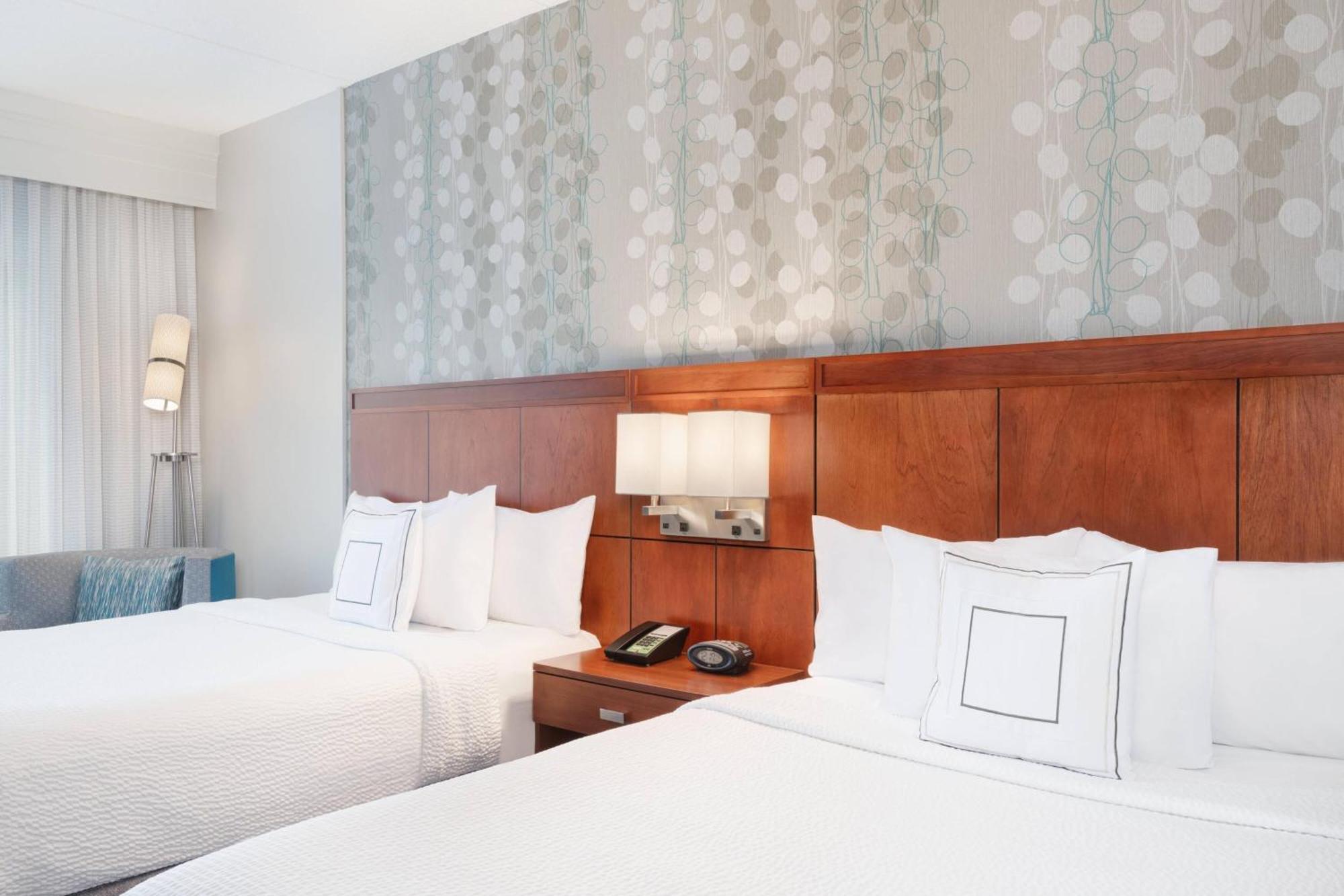 מלון Courtyard By Marriott Pittsburgh Washington Meadow Lands מראה חיצוני תמונה