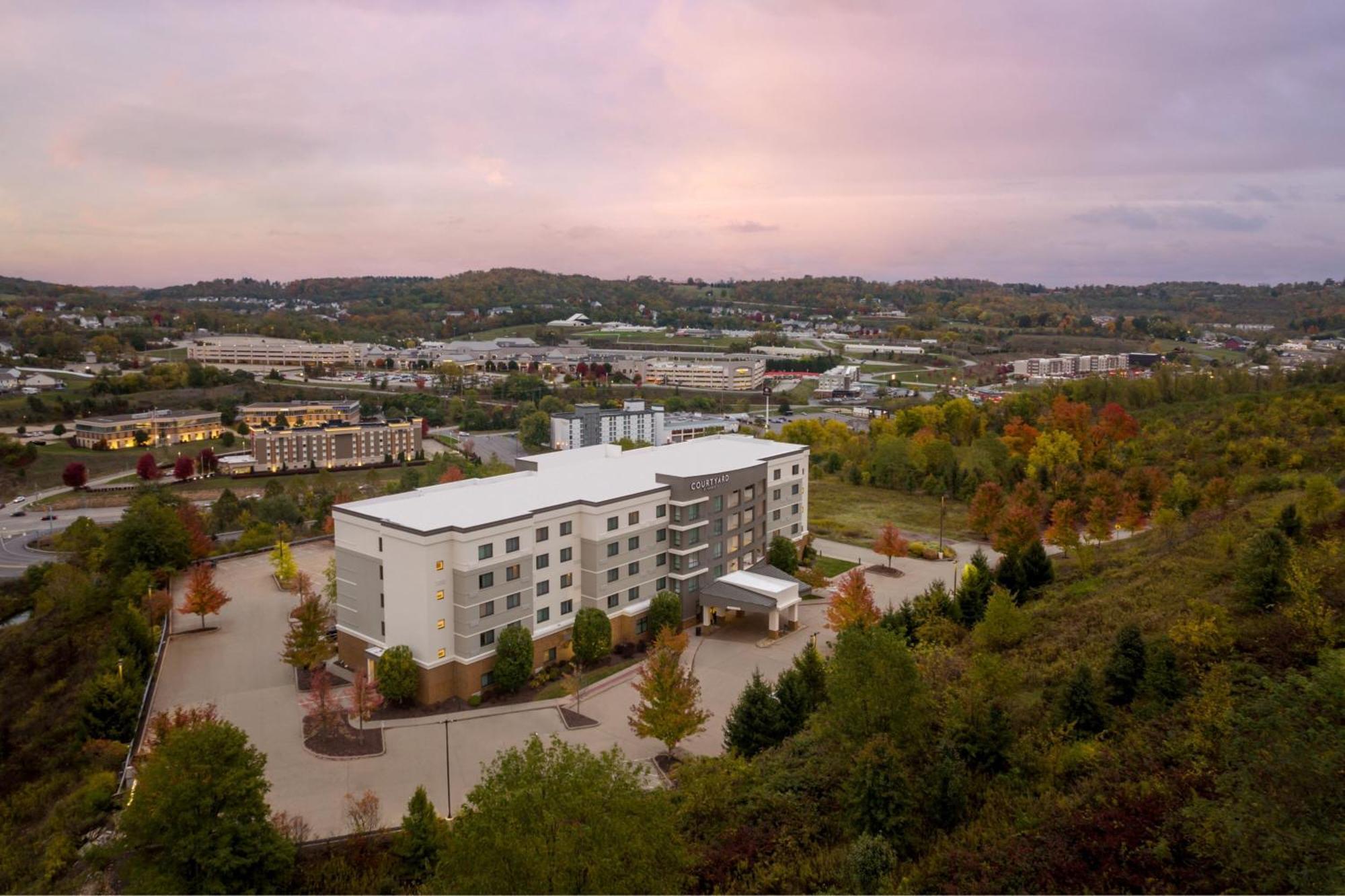 מלון Courtyard By Marriott Pittsburgh Washington Meadow Lands מראה חיצוני תמונה