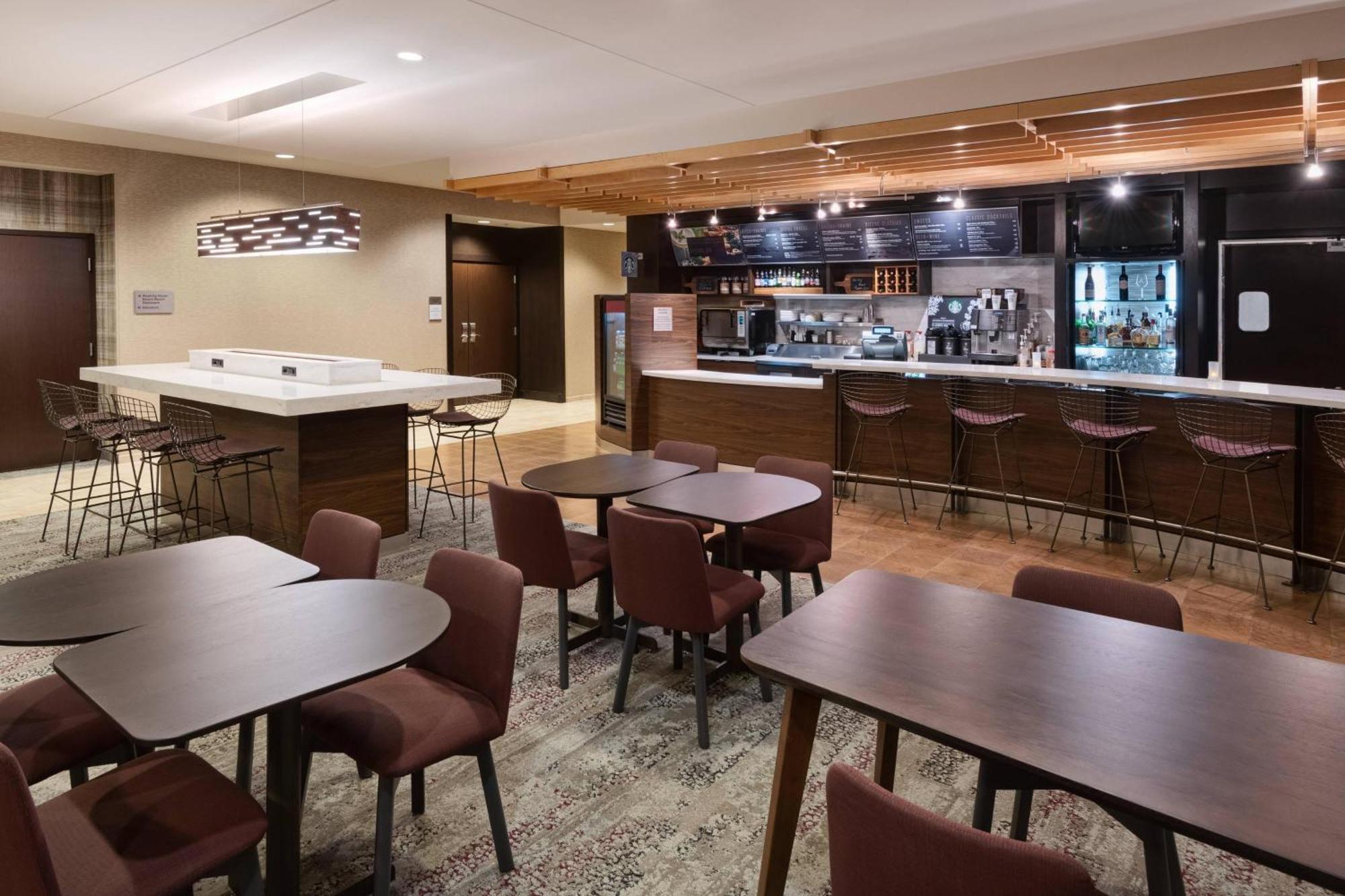 מלון Courtyard By Marriott Pittsburgh Washington Meadow Lands מראה חיצוני תמונה