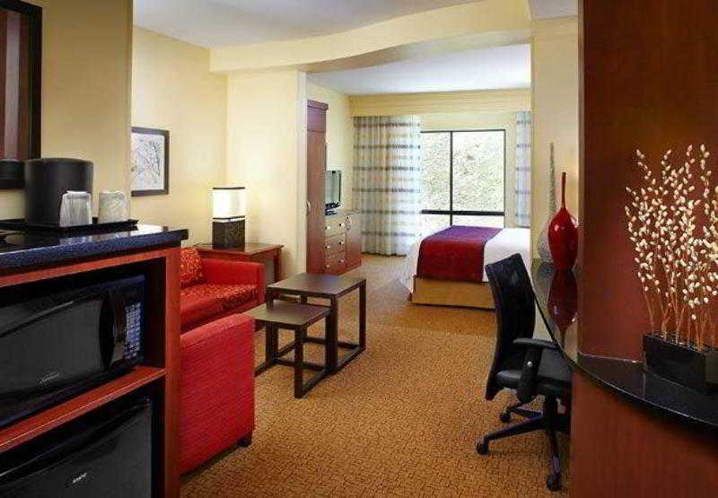 מלון Courtyard By Marriott Pittsburgh Washington Meadow Lands מראה חיצוני תמונה